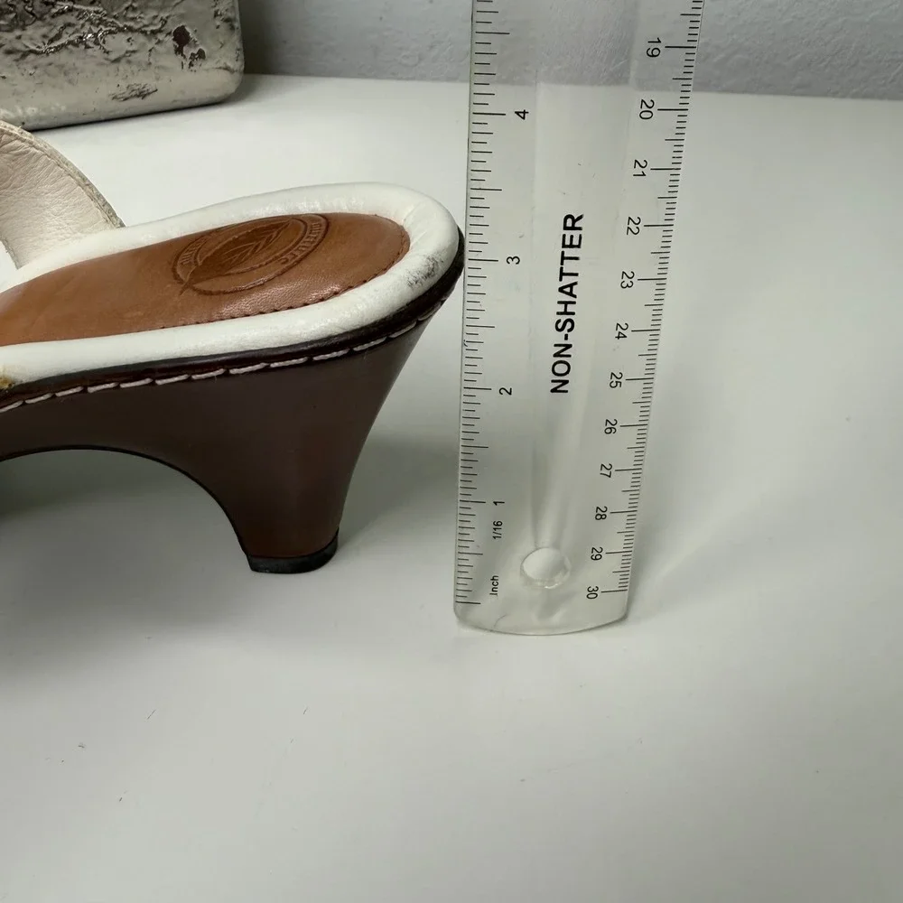 Nurture Leif Sandals Womens White Woven Leather Studded Boho Kitten Heel 9.5M